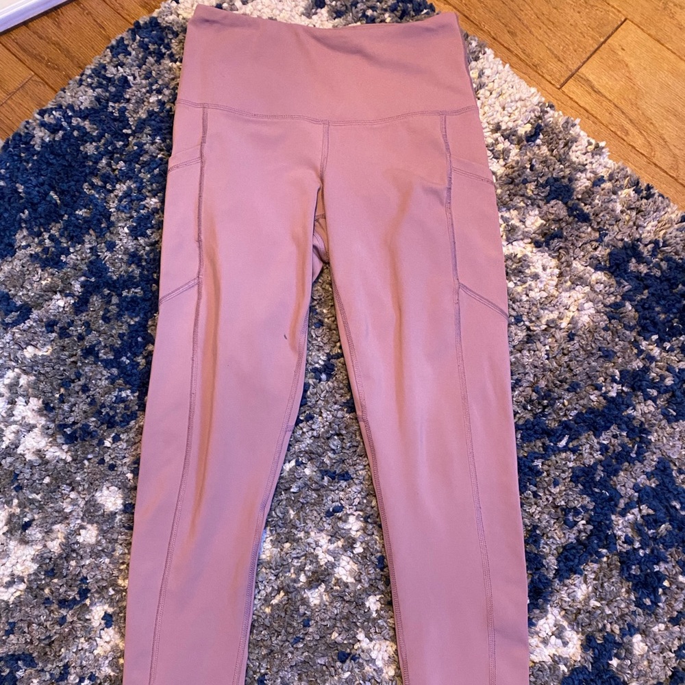 Two pairs of sports leggings/yoga pants